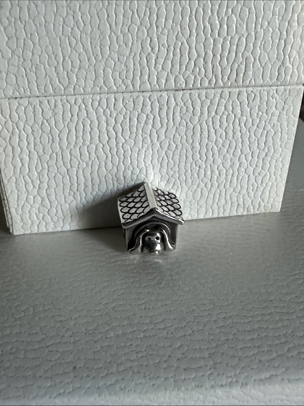 Pandora great shape puppy dog house enamel heart sterling silver 925 ale charm